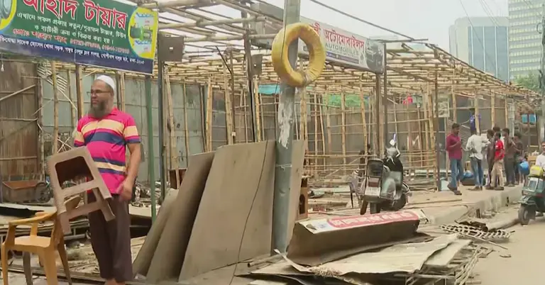 মতিঝিলে রাজউকের উচ্ছেদ অভিযান